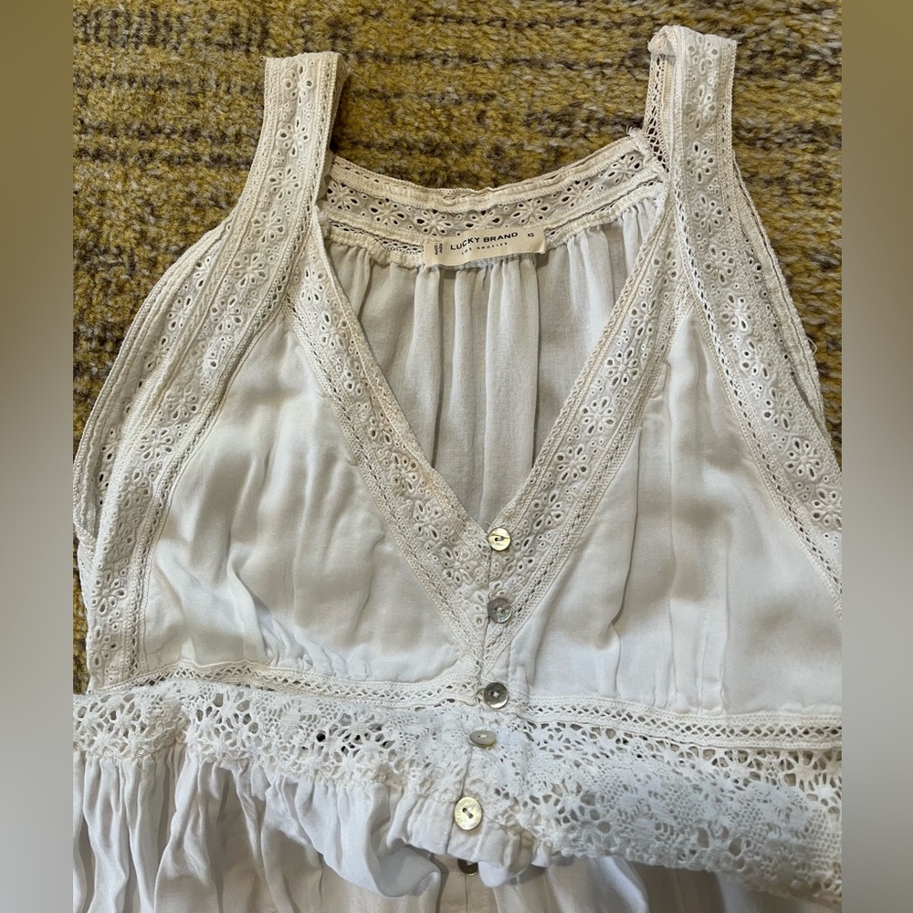 Sz XS EUC Lucky Brand white lace v neck button front summer dress with pockets - Picture 7 of 9